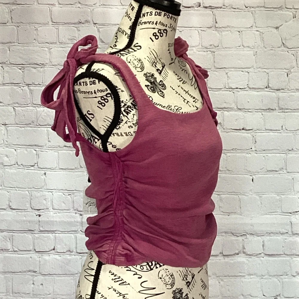 483. Free People Purple Cropped Tank NWT Size Large  100% cotton, 95% polyester,